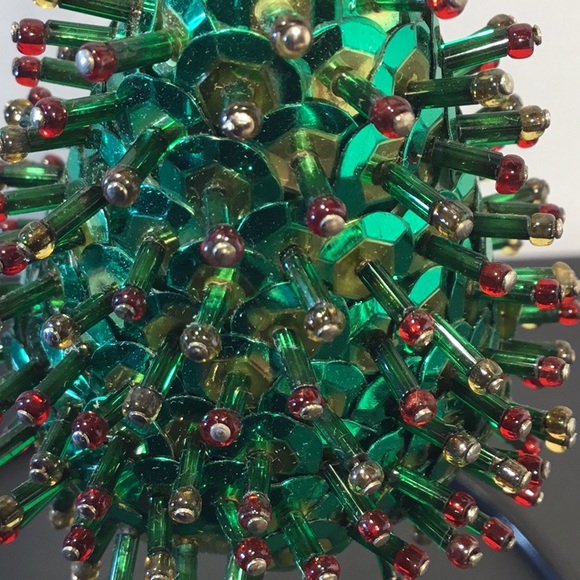 VTG. Handcrafted Bead Sequin Christmas Ornament - Picture 4 of 11